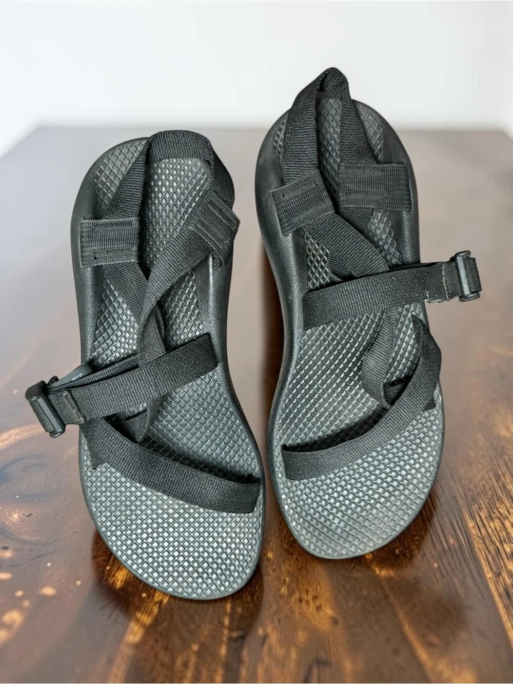 Women’s Chaco Black Z/1 Sport Sandals with Adjustable Straps Minimal Wear